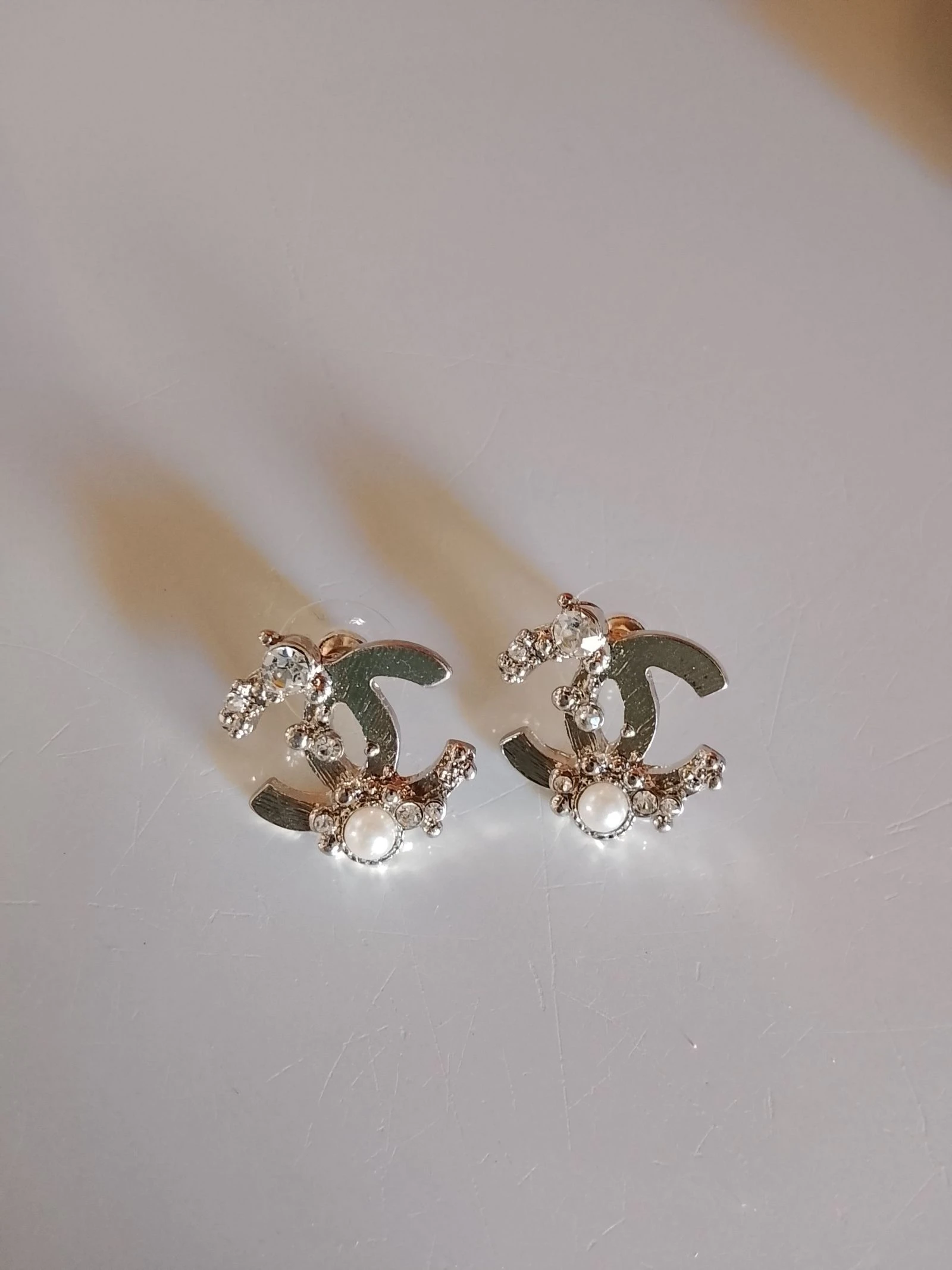💎 Boucles d'oreilles argentées CC fantaisie neuves 💎
